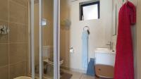 Bathroom 1 - 5 square meters of property in Whiteridge