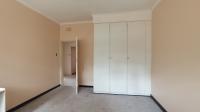 Bed Room 3 - 18 square meters of property in Linden