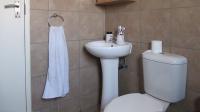 Bathroom 1 - 6 square meters of property in Olifantsvlei 327-Iq