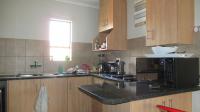 Kitchen - 8 square meters of property in Olifantsvlei 327-Iq