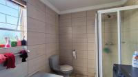 Bathroom 1 - 8 square meters of property in Vanderbijlpark