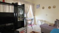 Lounges - 21 square meters of property in Westonaria