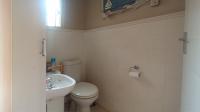 Guest Toilet - 3 square meters of property in Wonderboom South