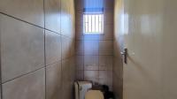 Bathroom 2 - 2 square meters of property in New Redruth