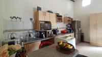 Kitchen - 10 square meters of property in Dorandia