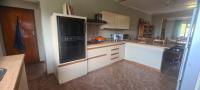 Kitchen of property in Reebok