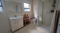 Main Bathroom of property in Brackenhurst