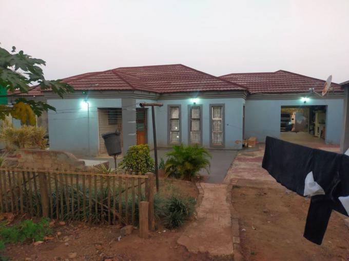 3 Bedroom House for Sale For Sale in Thohoyandou - MR642074