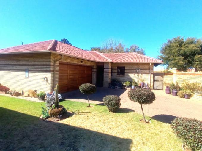 2 Bedroom Simplex for Sale For Sale in Alberton - MR642113