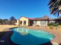 3 Bedroom 2 Bathroom House for Sale for sale in Brackenhurst