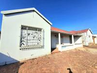  of property in La Rochelle - JHB