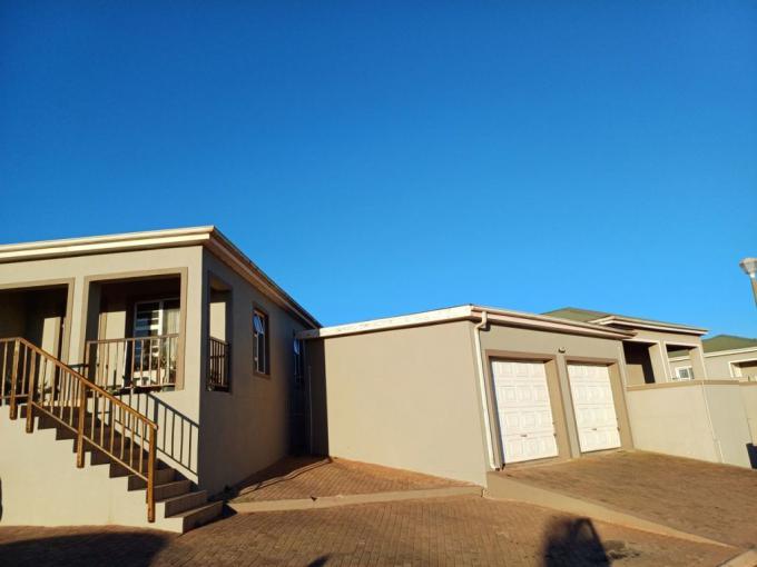 3 Bedroom House for Sale For Sale in Vredenburg - MR642183