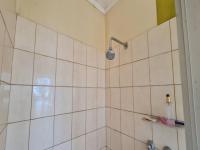 Main Bathroom of property in Rowallan Park