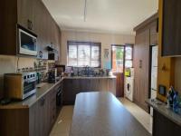 Kitchen of property in Rowallan Park