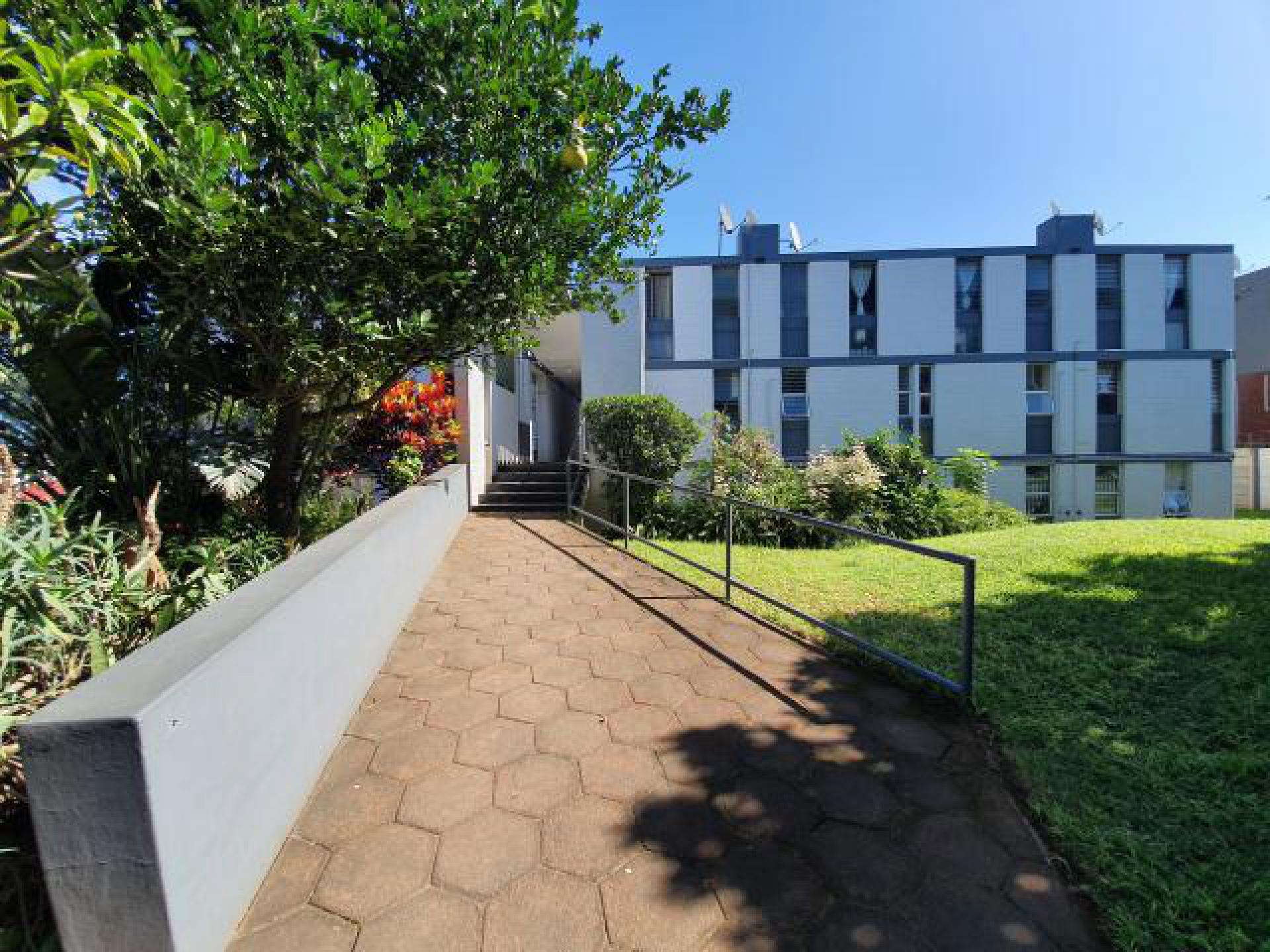 Front View of property in Durban Central