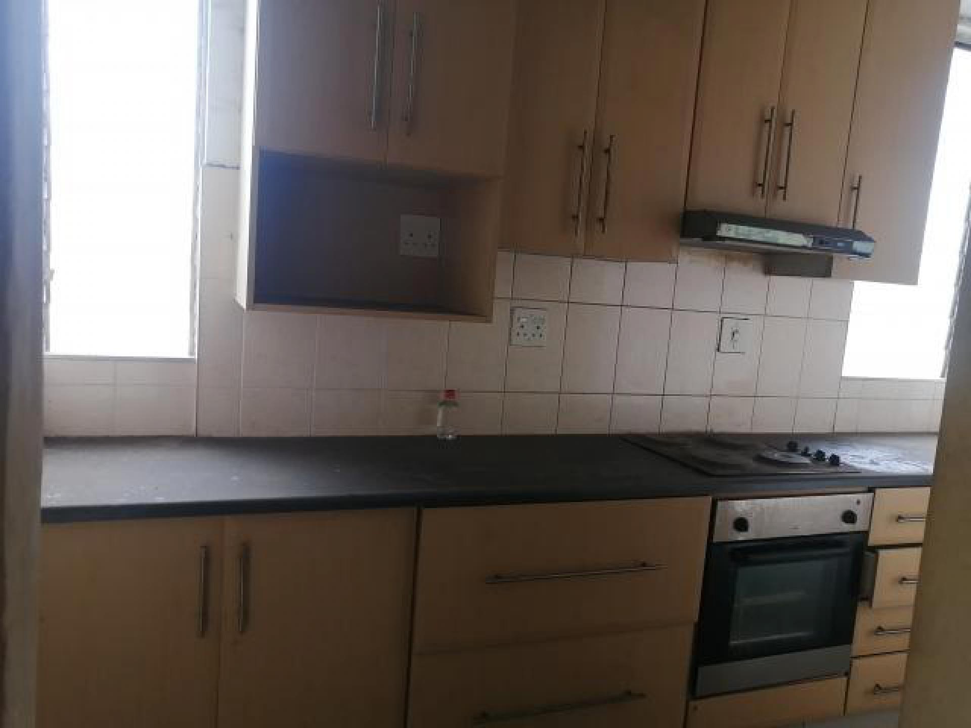 Kitchen - 7 square meters of property in Durban Central