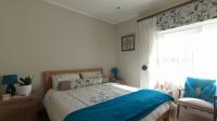 Bed Room 1 - 17 square meters of property in Olivedale