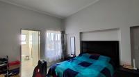 Main Bedroom - 18 square meters of property in Kempton Park