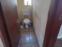 Main Bathroom of property in Vosloorus