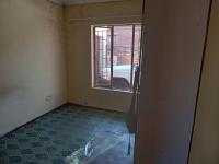 Main Bedroom of property in Vosloorus