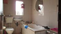 Bathroom 1 - 5 square meters of property in Glen Ridge (Gauteng - West)