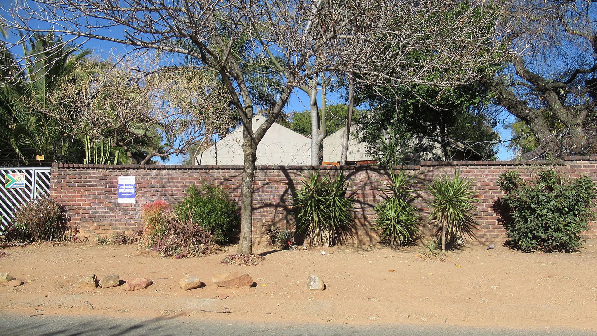 Front View of property in Randpark Ridge