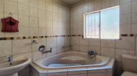 Bathroom 1 - 11 square meters of property in Brakpan