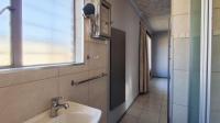 Bathroom 1 - 11 square meters of property in Brakpan