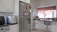 Kitchen - 16 square meters of property in Lone Hill