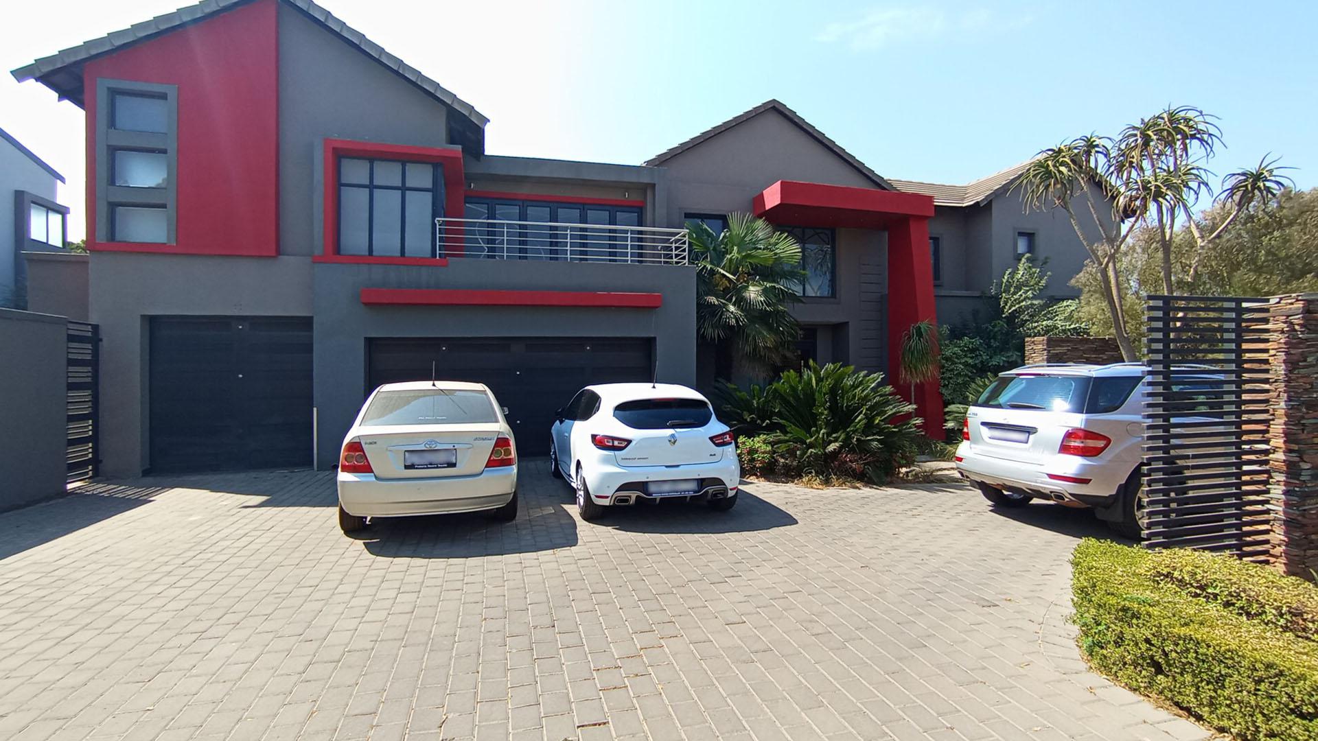 Front View of property in Midstream Estate