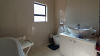 Bathroom 3+ - 22 square meters of property in Midstream Estate