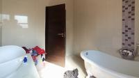 Bathroom 3+ - 22 square meters of property in Midstream Estate