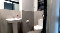 Bathroom 1 - 5 square meters of property in Parklands