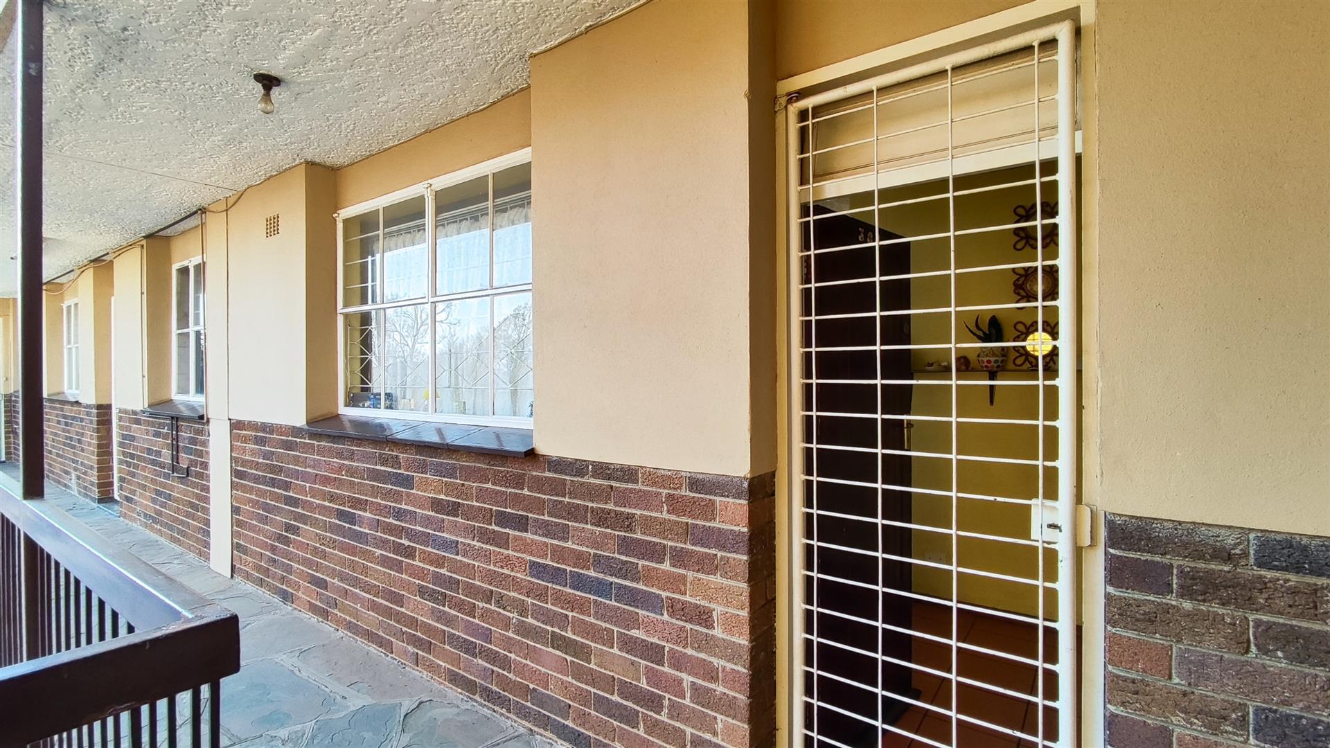 Front View of property in Kempton Park