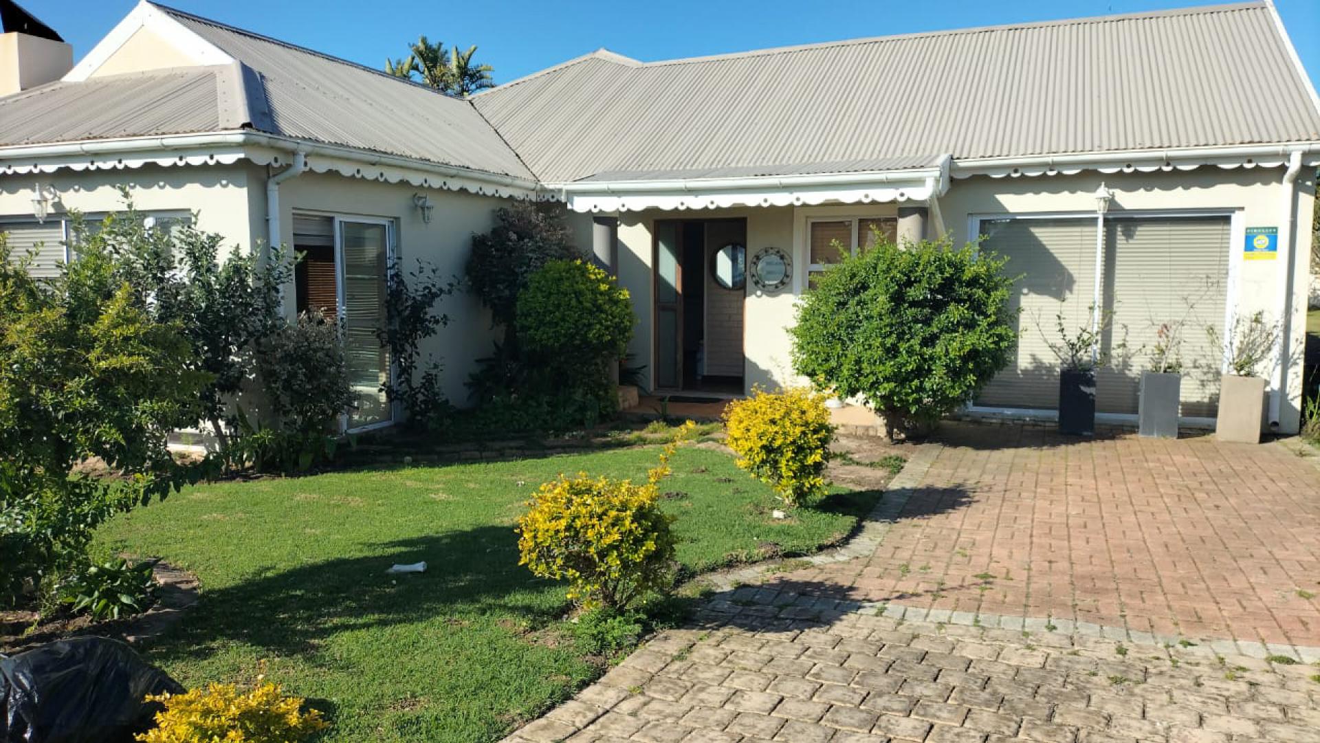 Front View of property in Marina Martinique