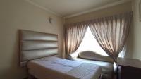 Bed Room 1 - 12 square meters of property in Mondeor