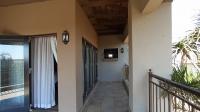 Balcony - 76 square meters of property in Maroeladal