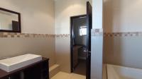 Main Bathroom - 17 square meters of property in Maroeladal