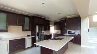 Kitchen - 33 square meters of property in Maroeladal