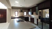 Kitchen - 33 square meters of property in Maroeladal