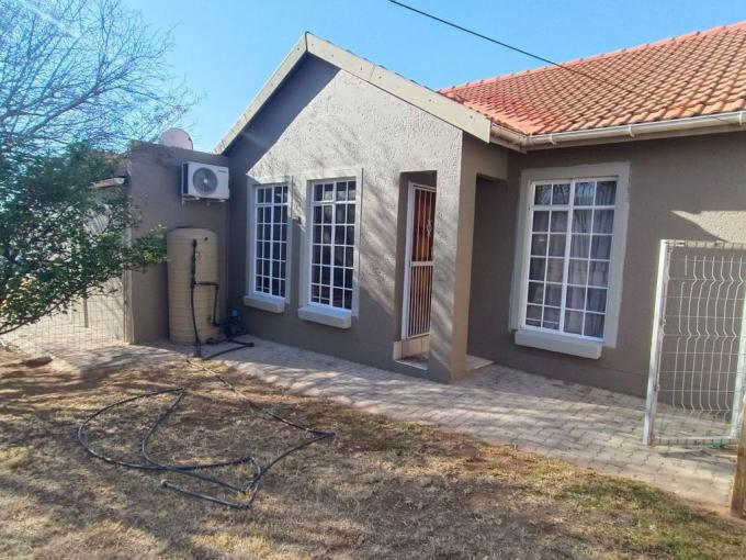 3 Bedroom Simplex for Sale For Sale in Heidelberg - GP - MR642908