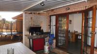 Patio - 43 square meters of property in Kloof 