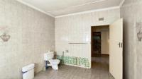 Bathroom 1 - 27 square meters of property in Homestead Apple Orchards AH