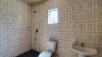 Bathroom 1 - 27 square meters of property in Homestead Apple Orchards AH