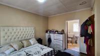 Main Bedroom - 19 square meters of property in Ravenswood