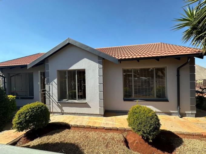 3 Bedroom House for Sale For Sale in Tlhabane West - MR643107