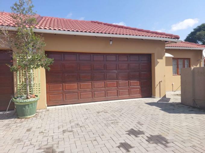 4 Bedroom House for Sale For Sale in Waterval East - MR643119