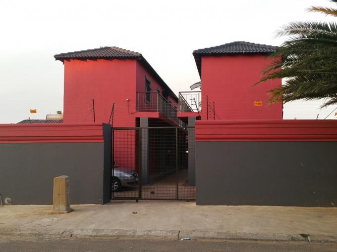 10 Bedroom Commercial for Sale For Sale in Eldorado Park AH - MR643141