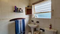 Main Bathroom - 10 square meters of property in Eden Glen