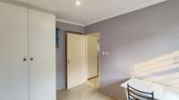 Bed Room 1 - 11 square meters of property in Eden Glen